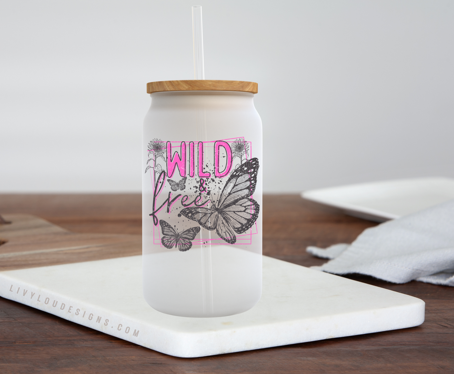 Wild & Free - Frosted Can Glass